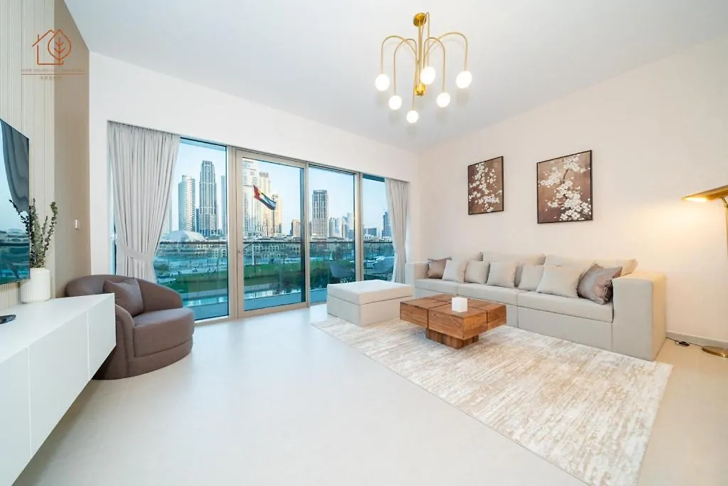 Cozy 2-Bed Home With Burj Khalifa Views 204Gr-2 Dubaï Appartement